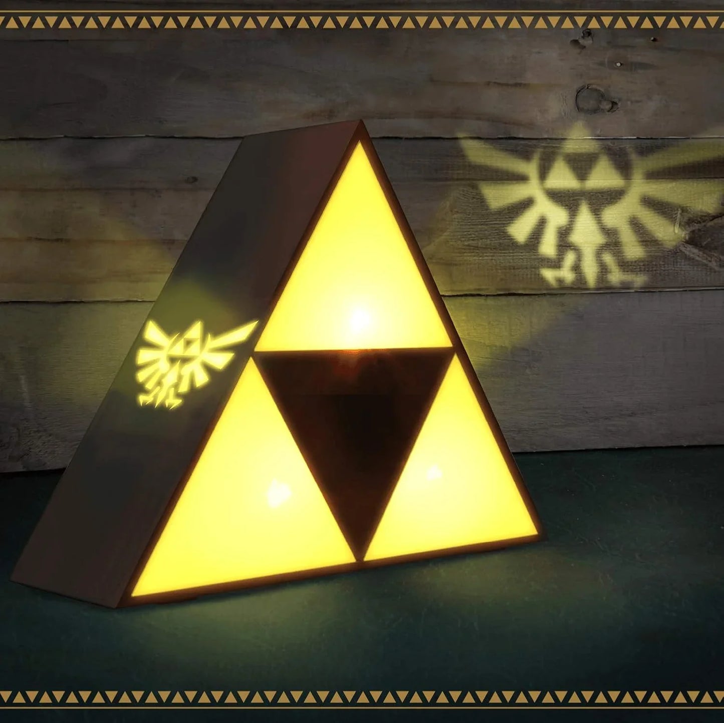 Veilleuse Triforce The Legend of Zelda, lampe d'ambiance décorative Nintendo pour bureau ou chambre, cadeau original pour les joueurs Zelda