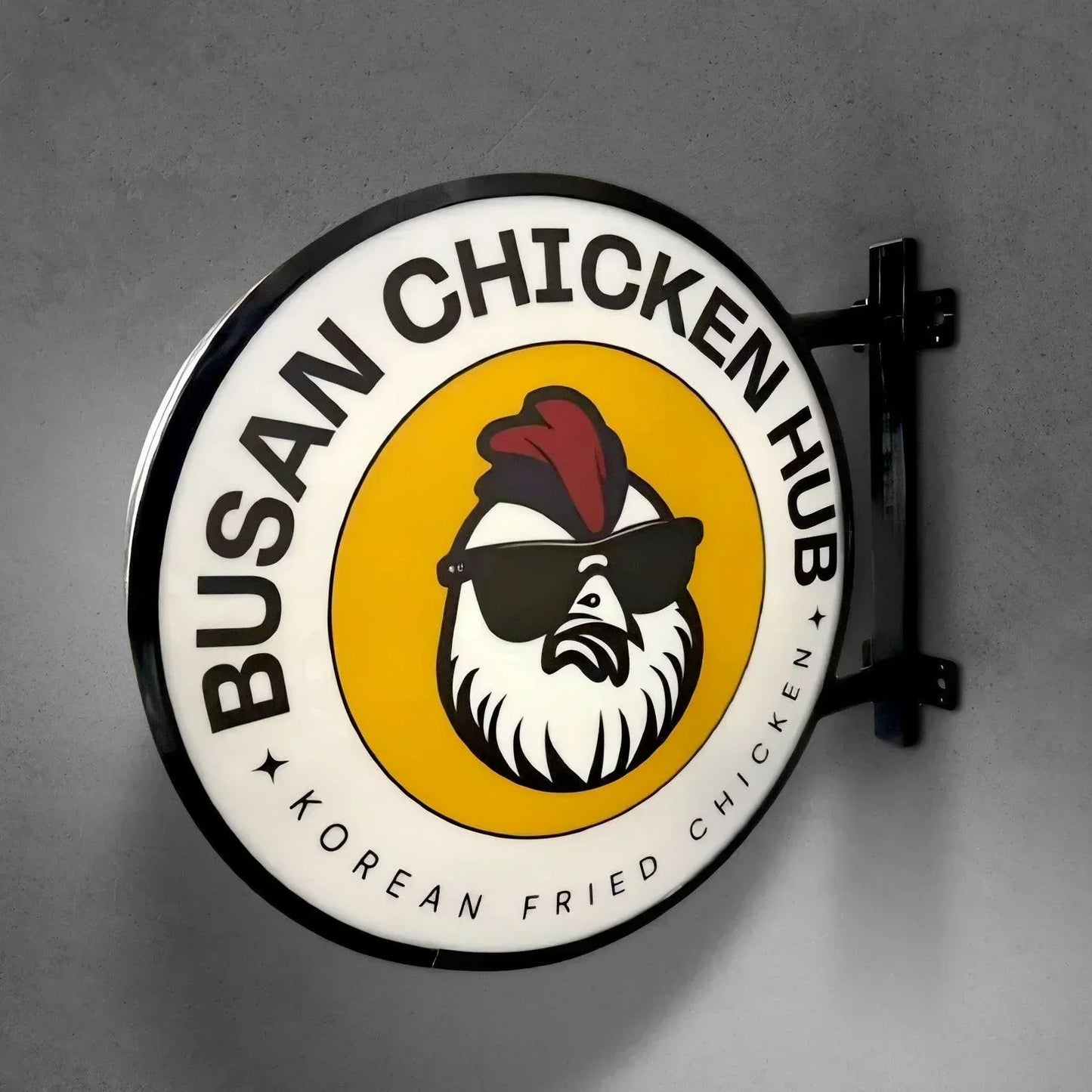 Individuell gestaltbarer, doppelseitiger, runder Leuchtkasten für den Außenbereich – perfekt für jedes Unternehmen