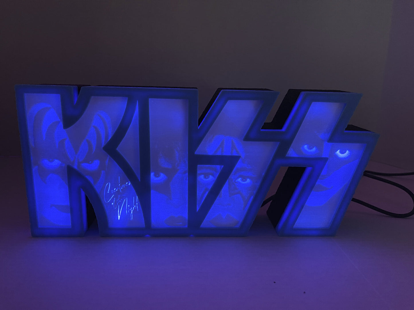 KISS Light box, Creatures of the Night with LED colored lights and sound sensor