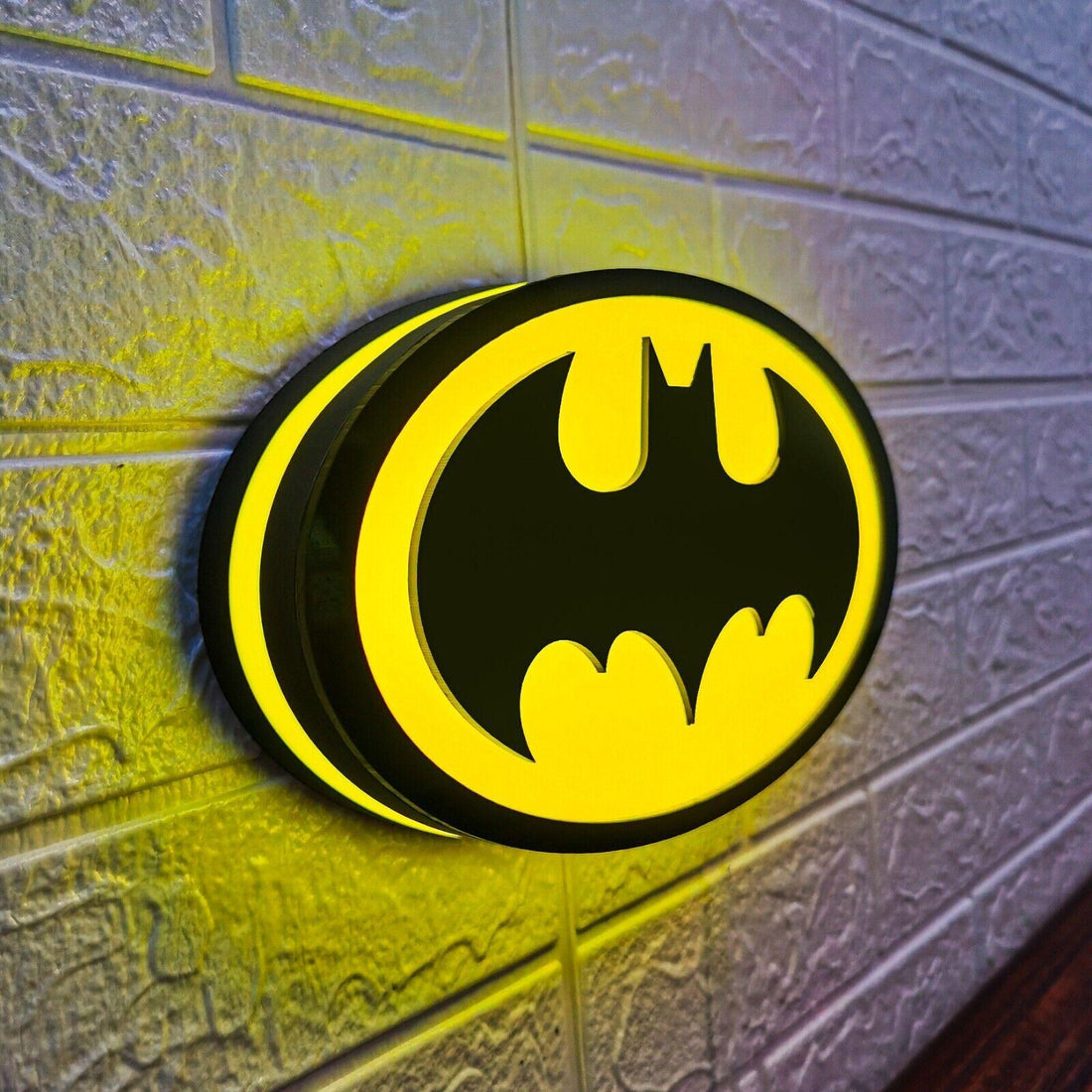 Batman Logo LED Lightbox Fully Dimmable & USB Powered – FYLZGO